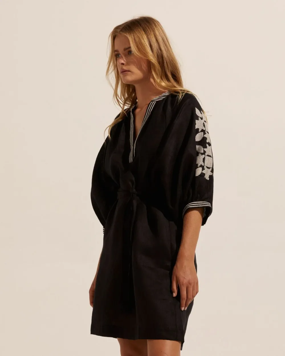 zoe kratzmann Season Dress-Black|Women Dresses